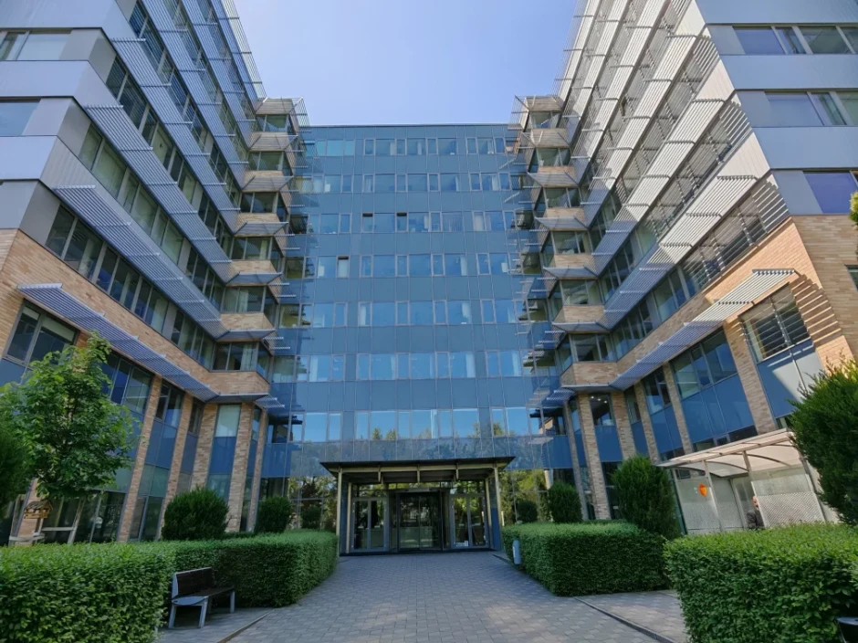 OG2 Irodaház közös területek világításkorszerűsítése